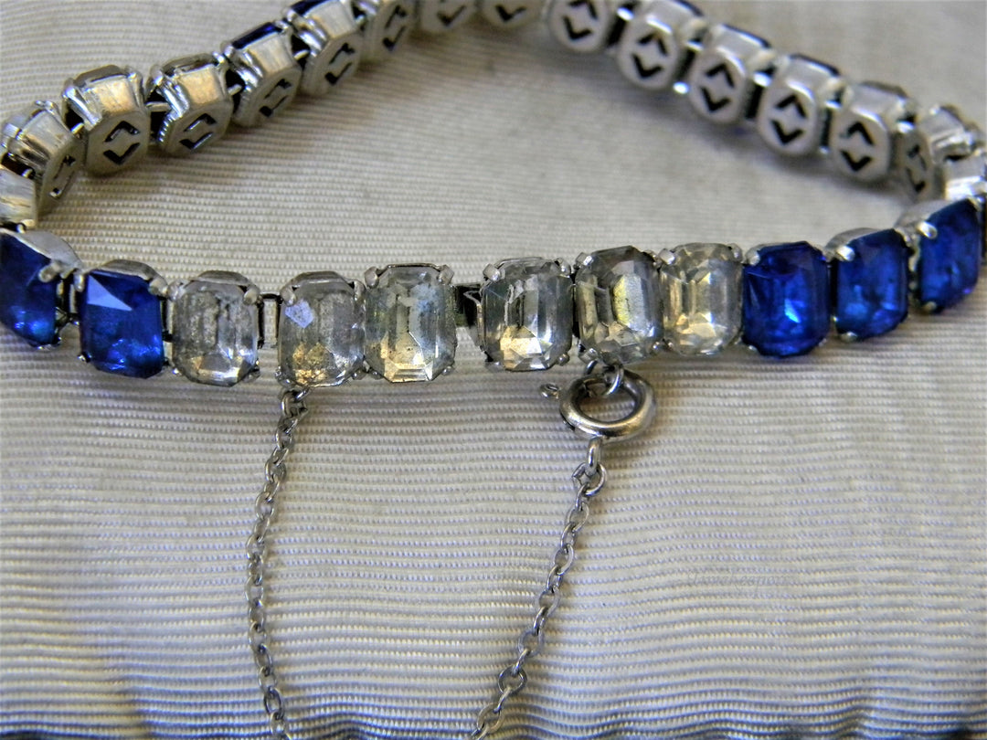 j357 Stunning Vintage Silver Tone Bracelet with Blue &amp; Clear Stones