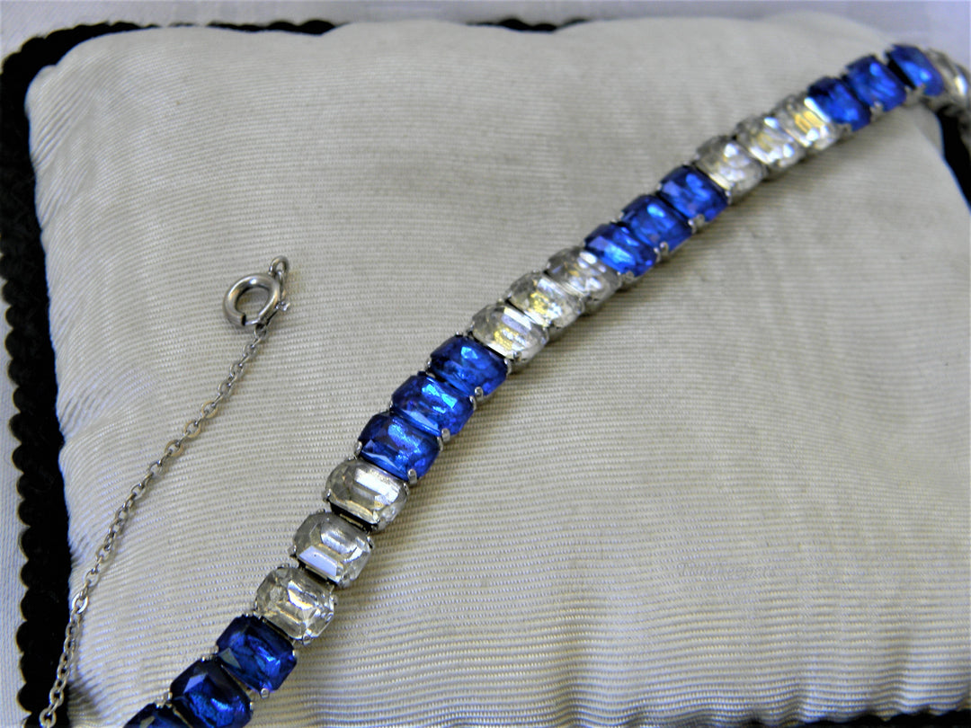 j357 Stunning Vintage Silver Tone Bracelet with Blue &amp; Clear Stones