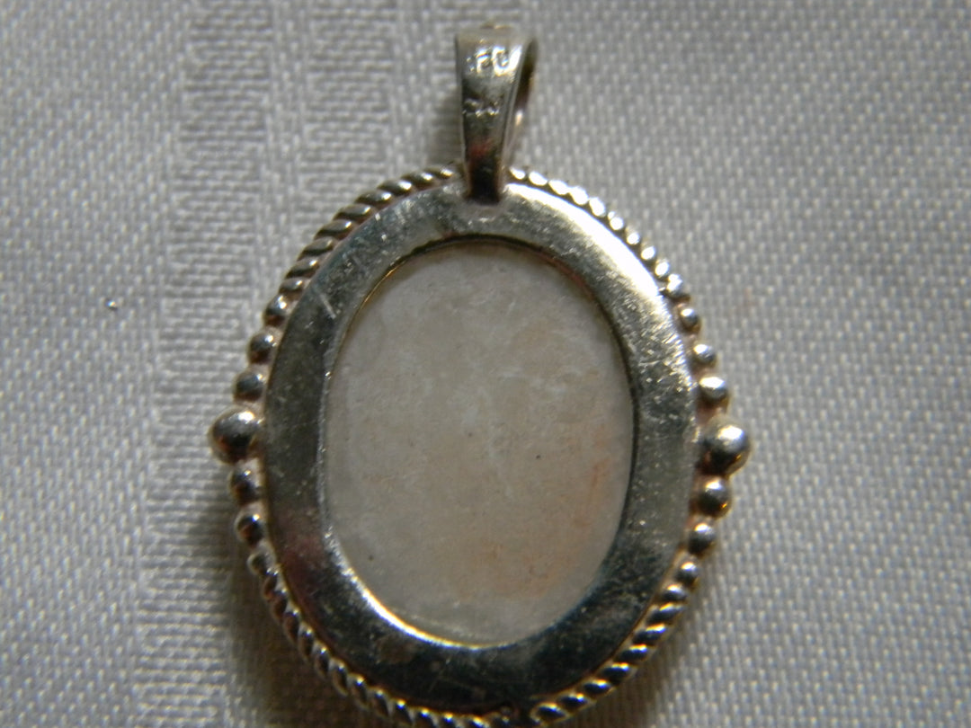 h425 Beautiful Vintage Sterling Silver Mosaic MOP Pendant