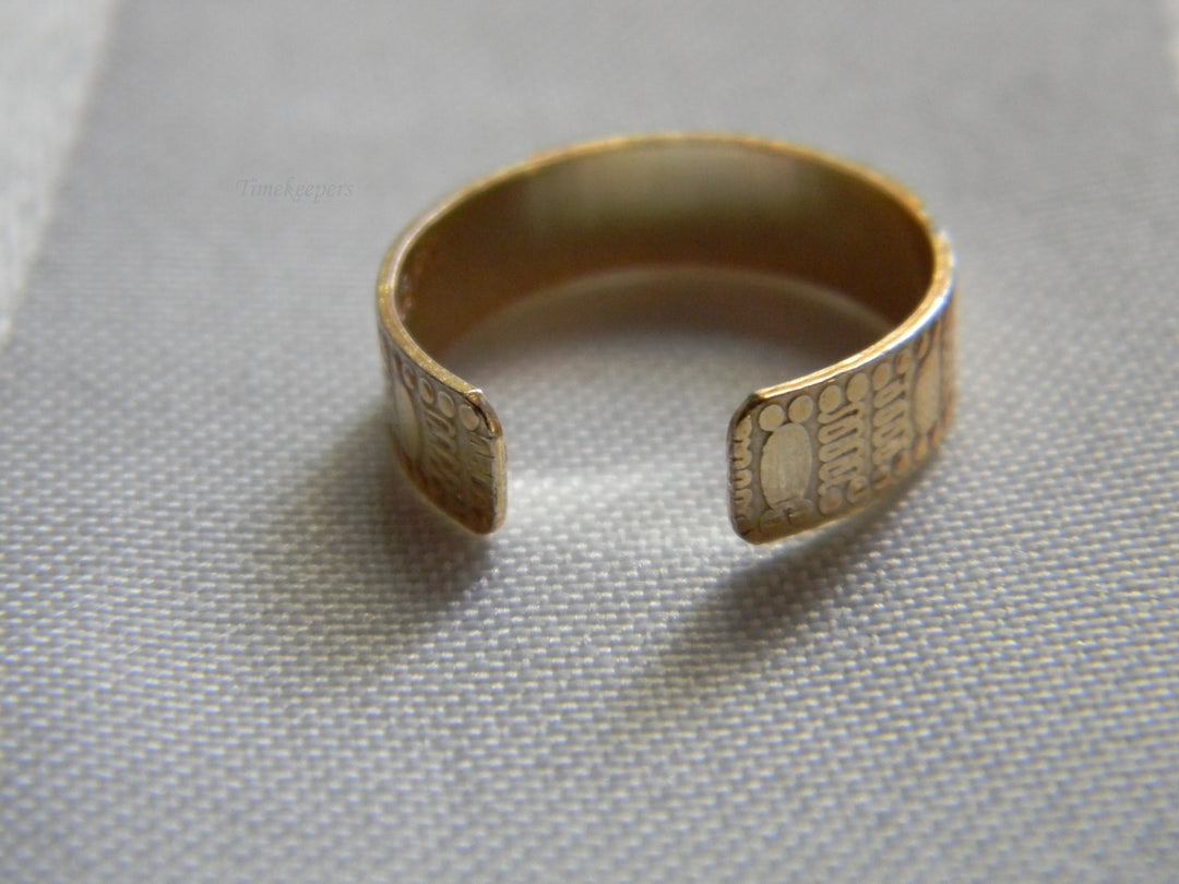 h434 Lovely Vintage Sterling Silver Toe Ring with Gold Wash (adjustable)