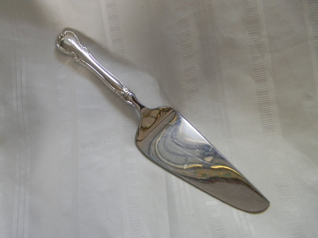 h439 Nice Vintage Towle Pie/ Cake Server Sterling Silver Handle