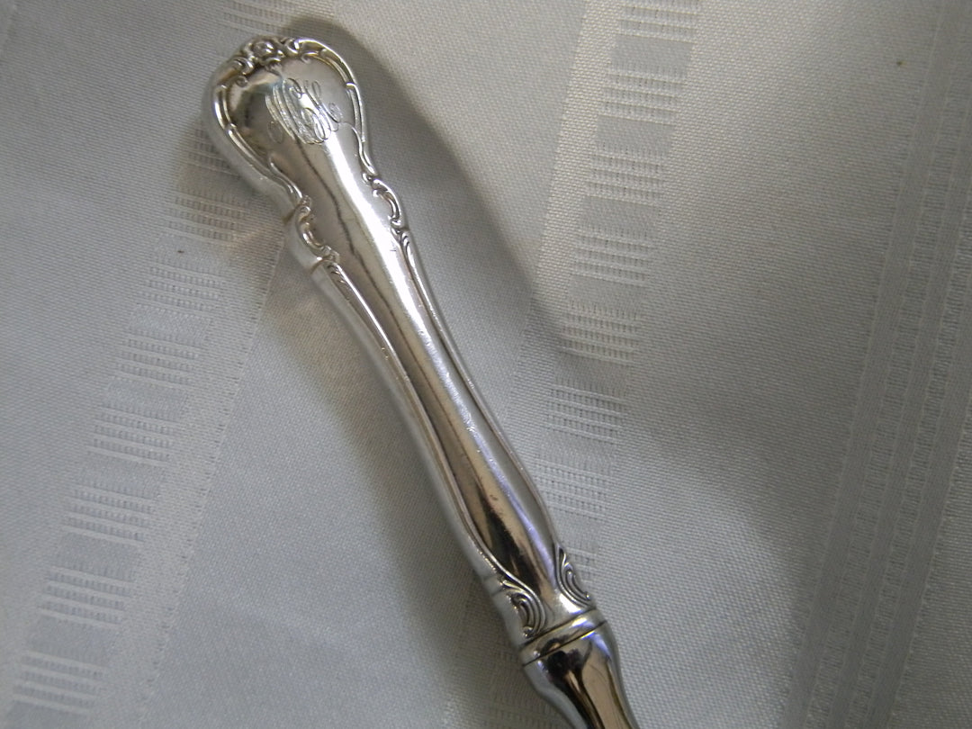 h439 Nice Vintage Towle Pie/ Cake Server Sterling Silver Handle