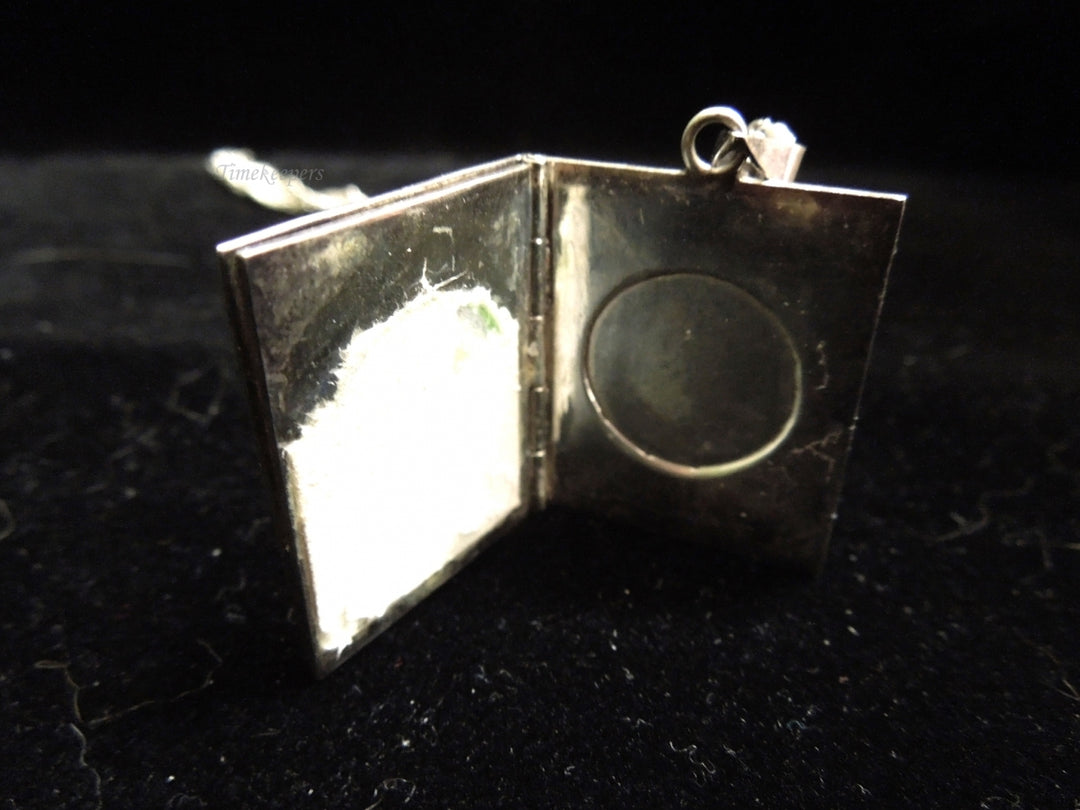 k573 Pretty Sterling Silver Book Locket on a 14" Silver Tone Chain