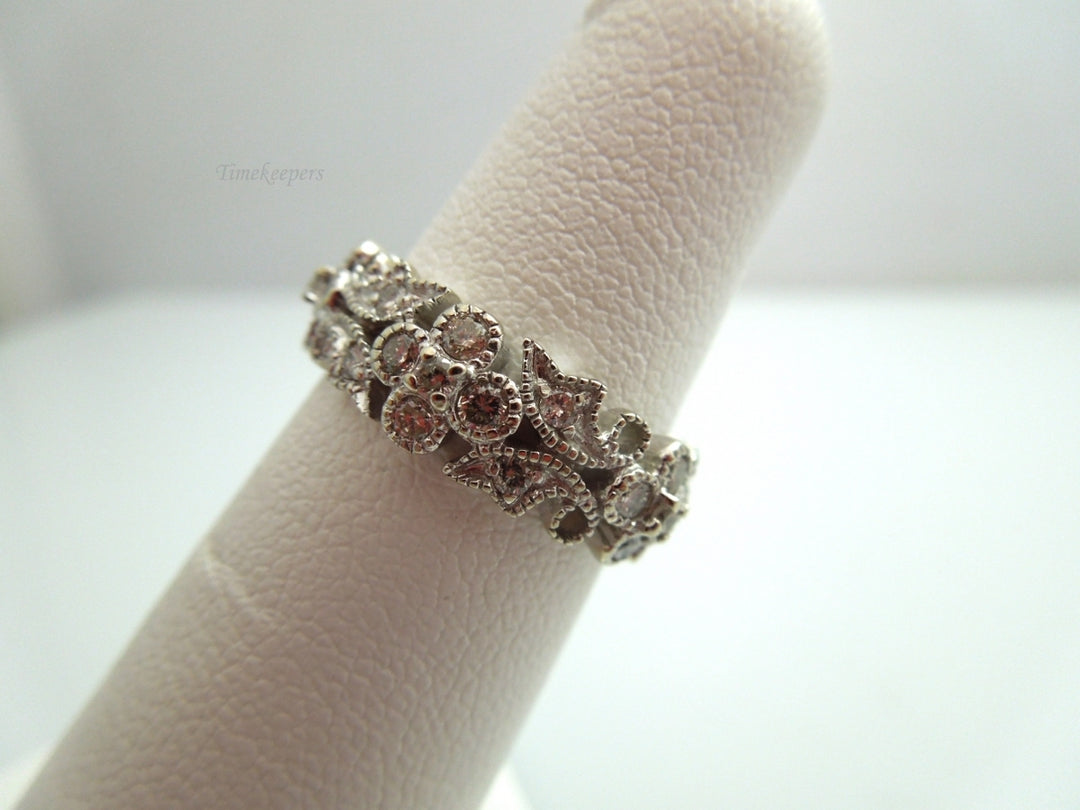 k590 Lovely Ladies 14kt White Gold Stylish Diamond Wedding Band