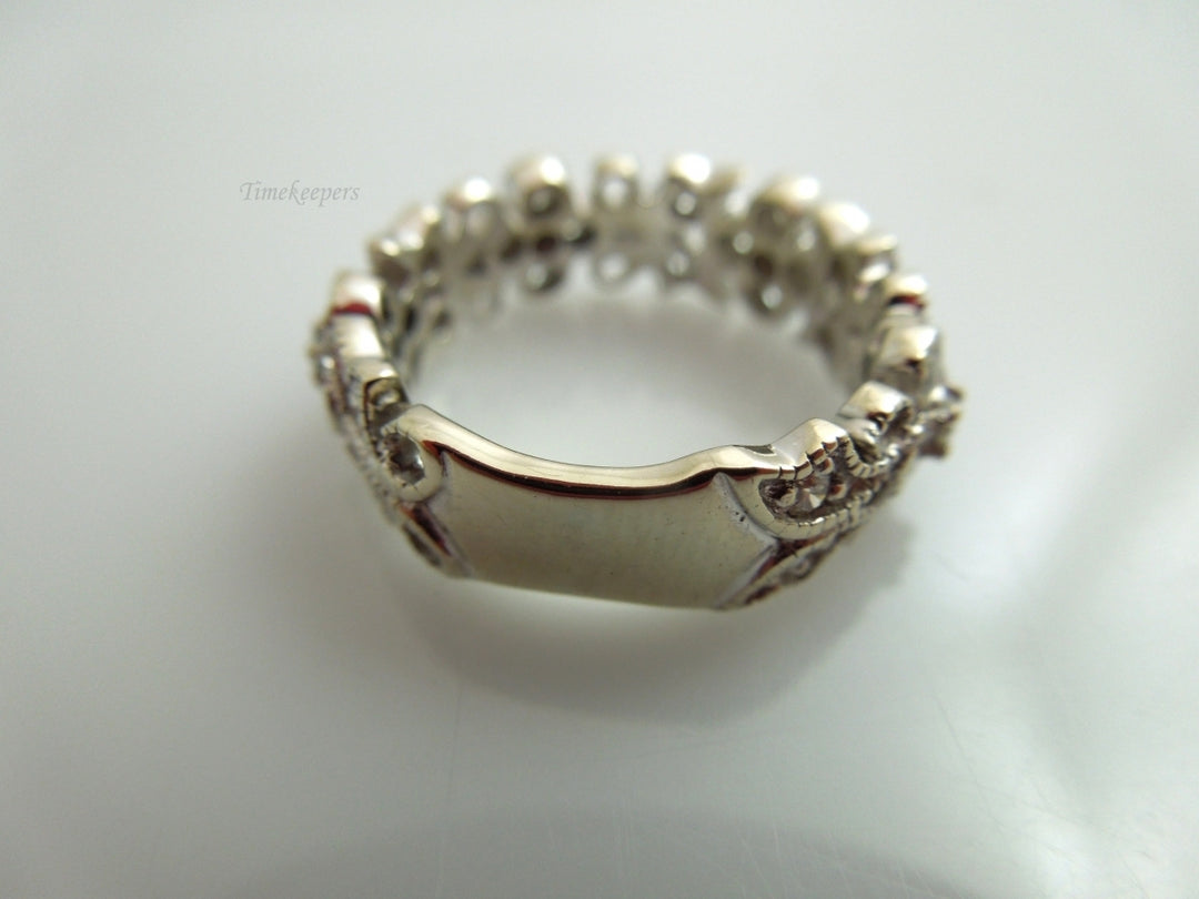 k590 Lovely Ladies 14kt White Gold Stylish Diamond Wedding Band