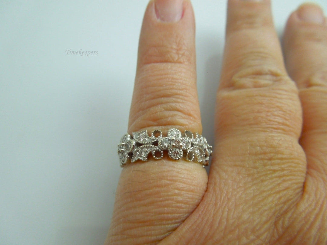 k590 Lovely Ladies 14kt White Gold Stylish Diamond Wedding Band