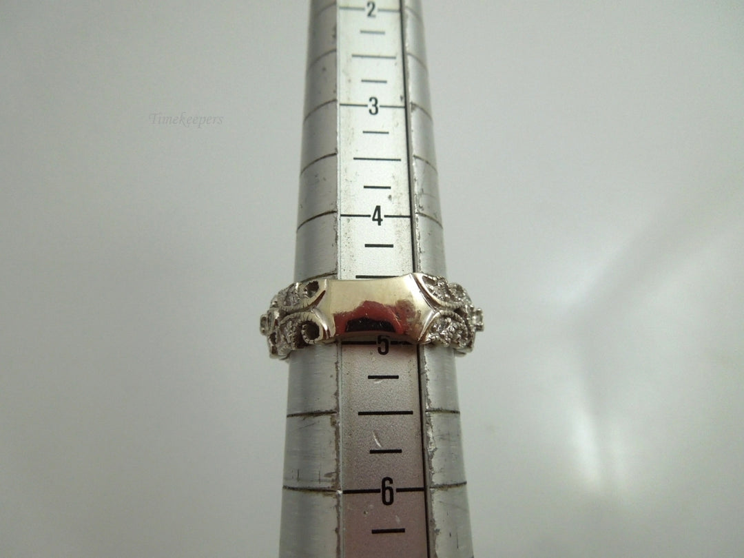 k590 Lovely Ladies 14kt White Gold Stylish Diamond Wedding Band