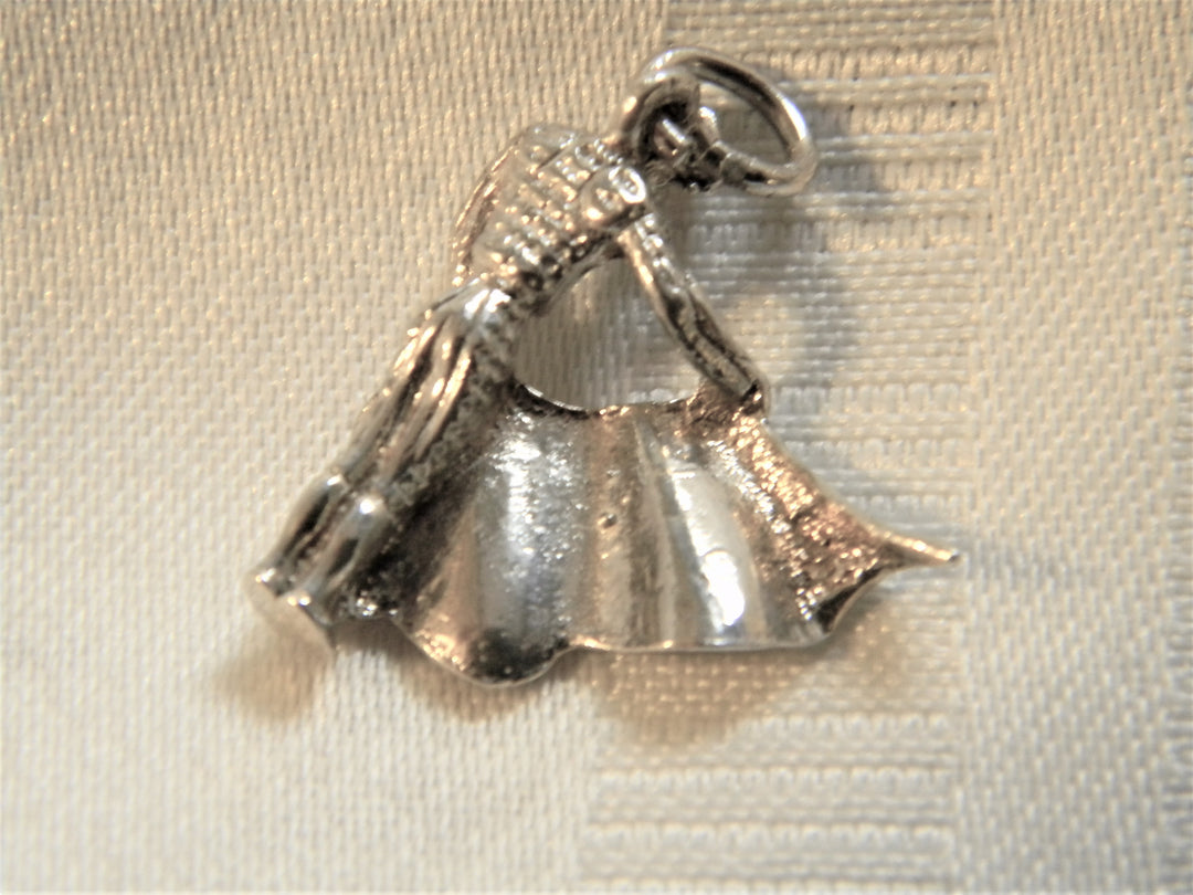 h453 Great Sterling Silver Bull Fighter Matador Charm or Pendant
