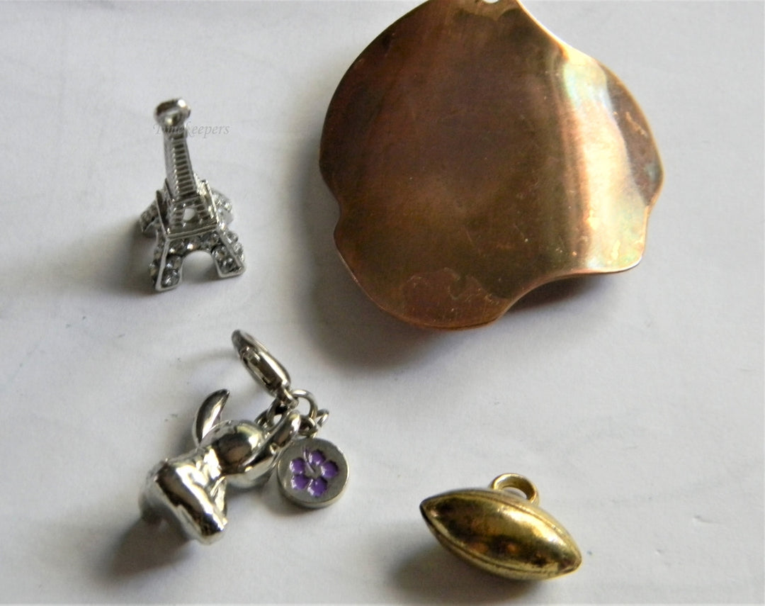 p339 Lot of 4 Pendants Abstract, Football, Stitch, Eiffel Tower No Chains