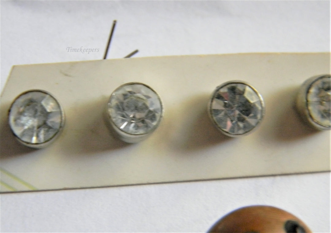 p343 Nice Vintage Buttons 4 Styles, Wood, Metal and Plastic with Shanks