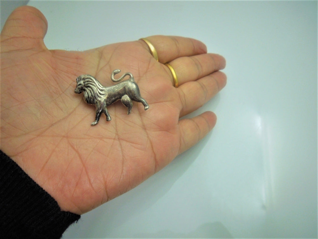 q010 Vintage Sterling Silver Cute Little Lion Pin/Brooch