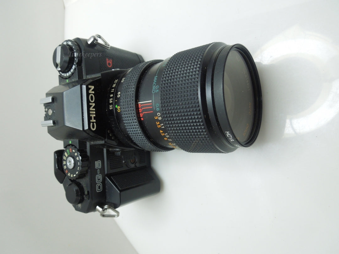 s592 Chinon CG-5 SLR with 35-80 mm Zoom Lens Model No. 419401