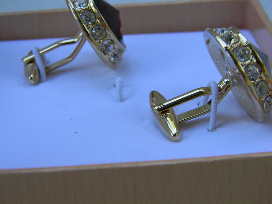 j400 Vittorio Vico Dark Red Stone and Rhinestone Cuff Links in Gold Tone in Box