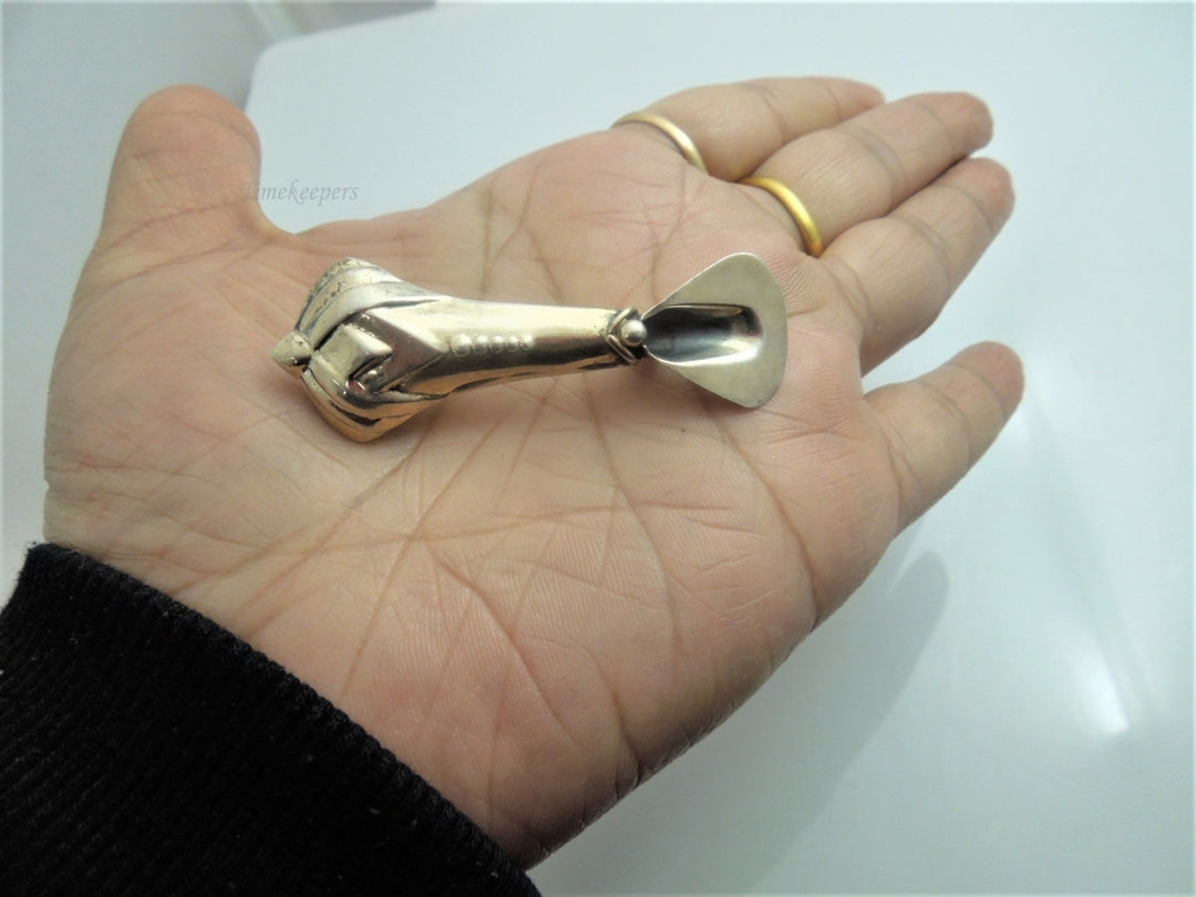 q015 Vintage Sterling Silver Beautiful Pin/Brooch