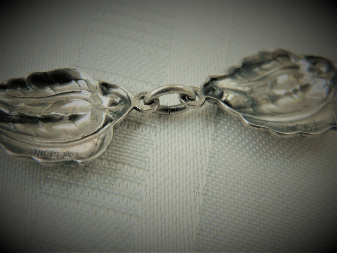 j404 Vintage Elegant Leaf Danecraft Necklace 16"