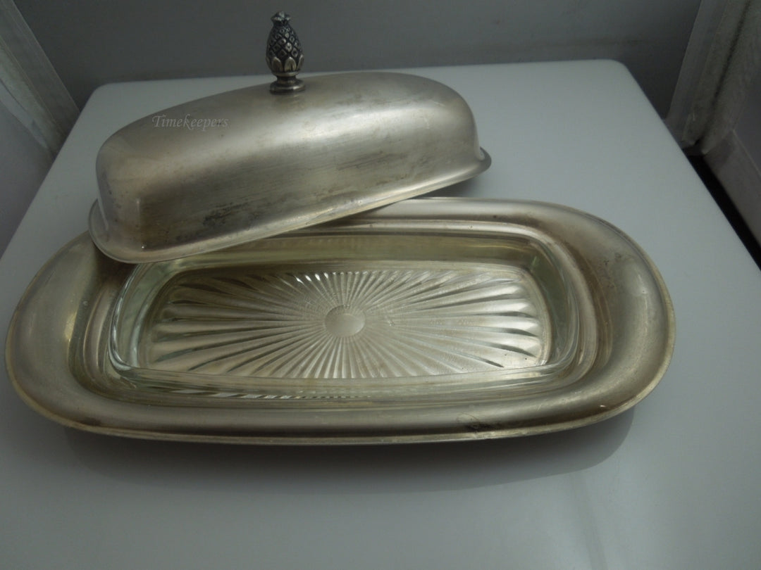q023 Vintage Silver Plated with Glass Insert Pineapple Handle Domed Butter Dish
