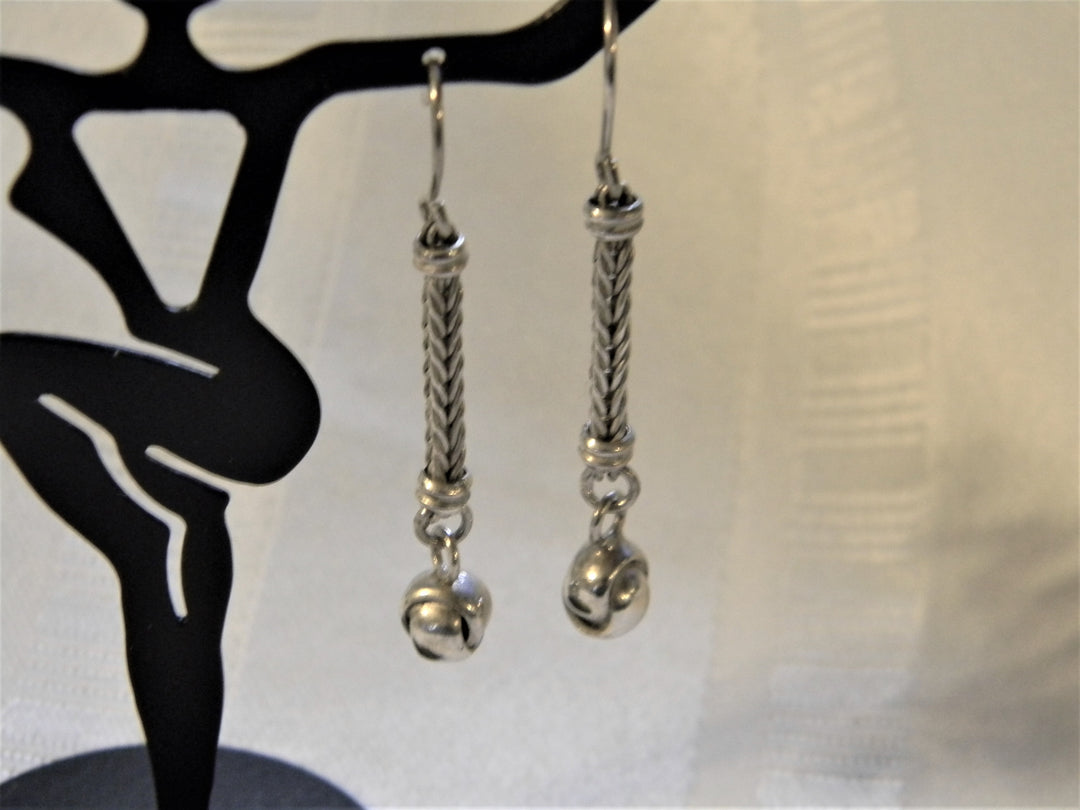 h469 Unique Sterling Silver Dangle French Hook Earrings with Entwined Balls