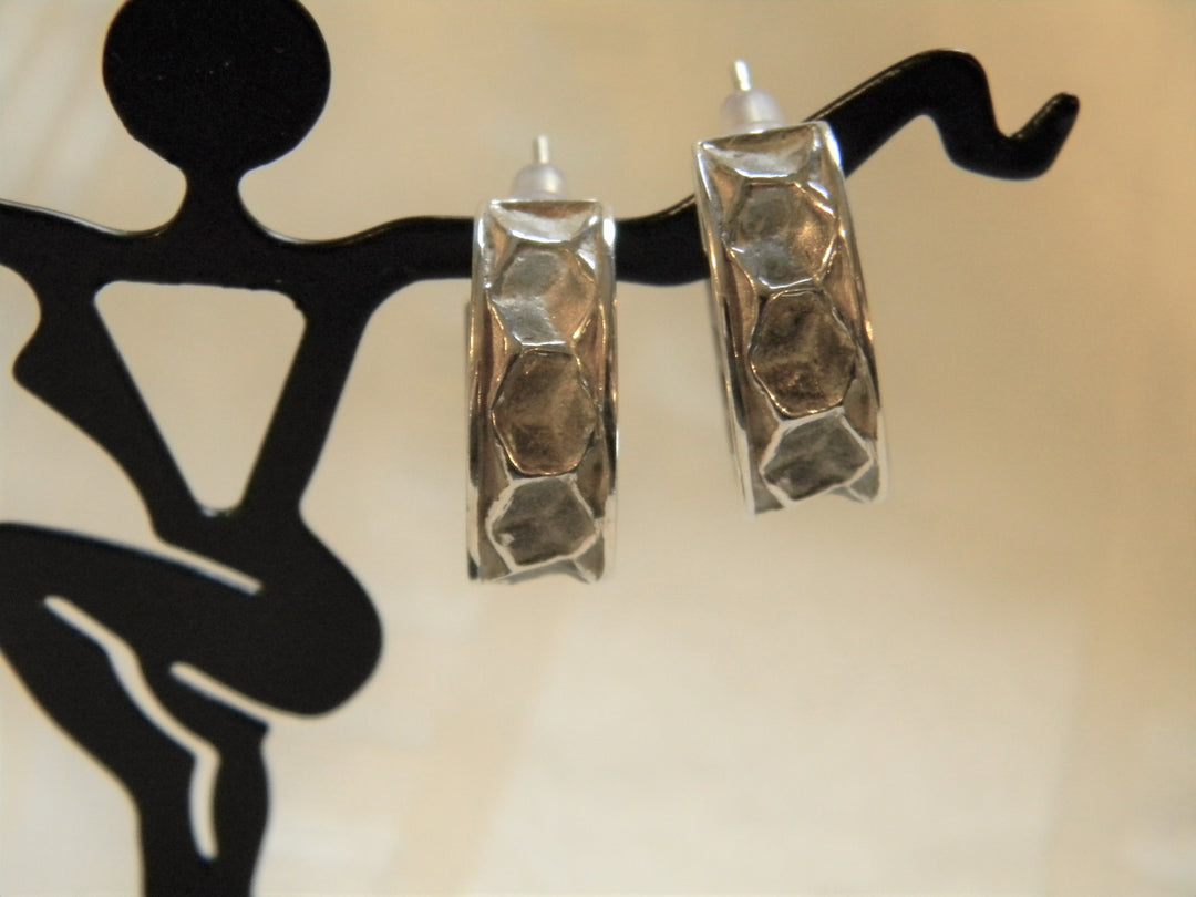 h470 Nice Sterling Silver Stud Hoop Pierced Earrings Geometric design