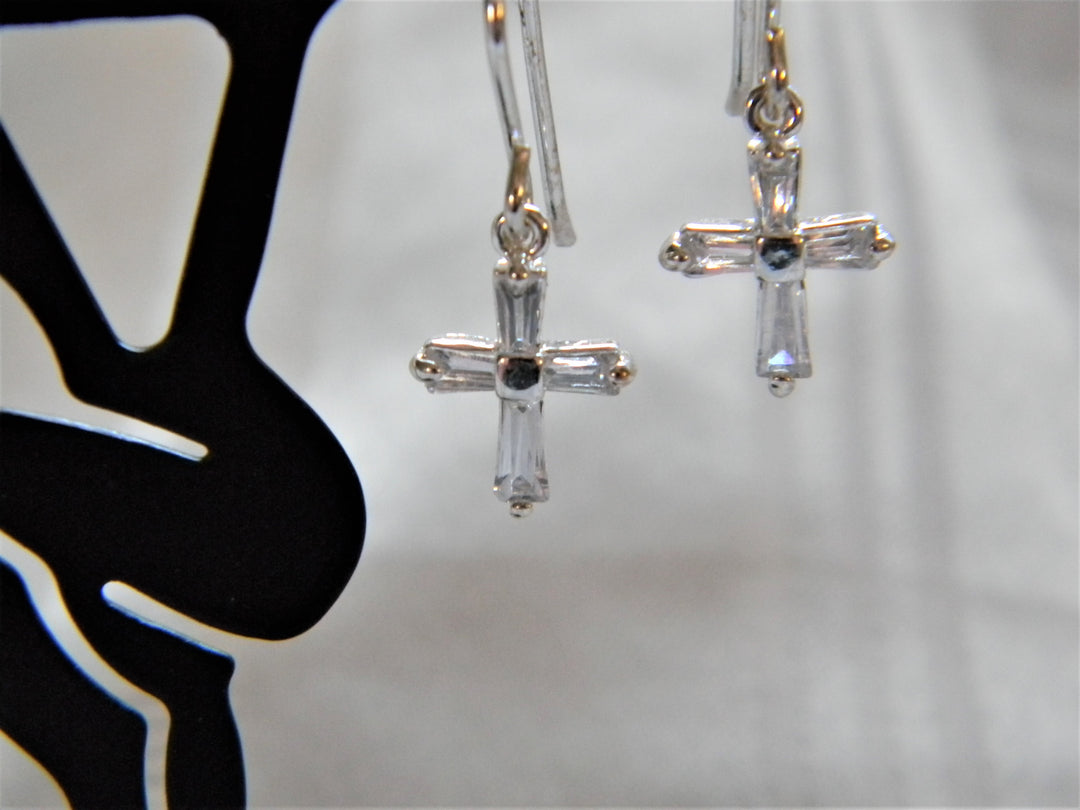 h479 Beautiful Sterling Silver Cross Dangle Earrings with CZ
