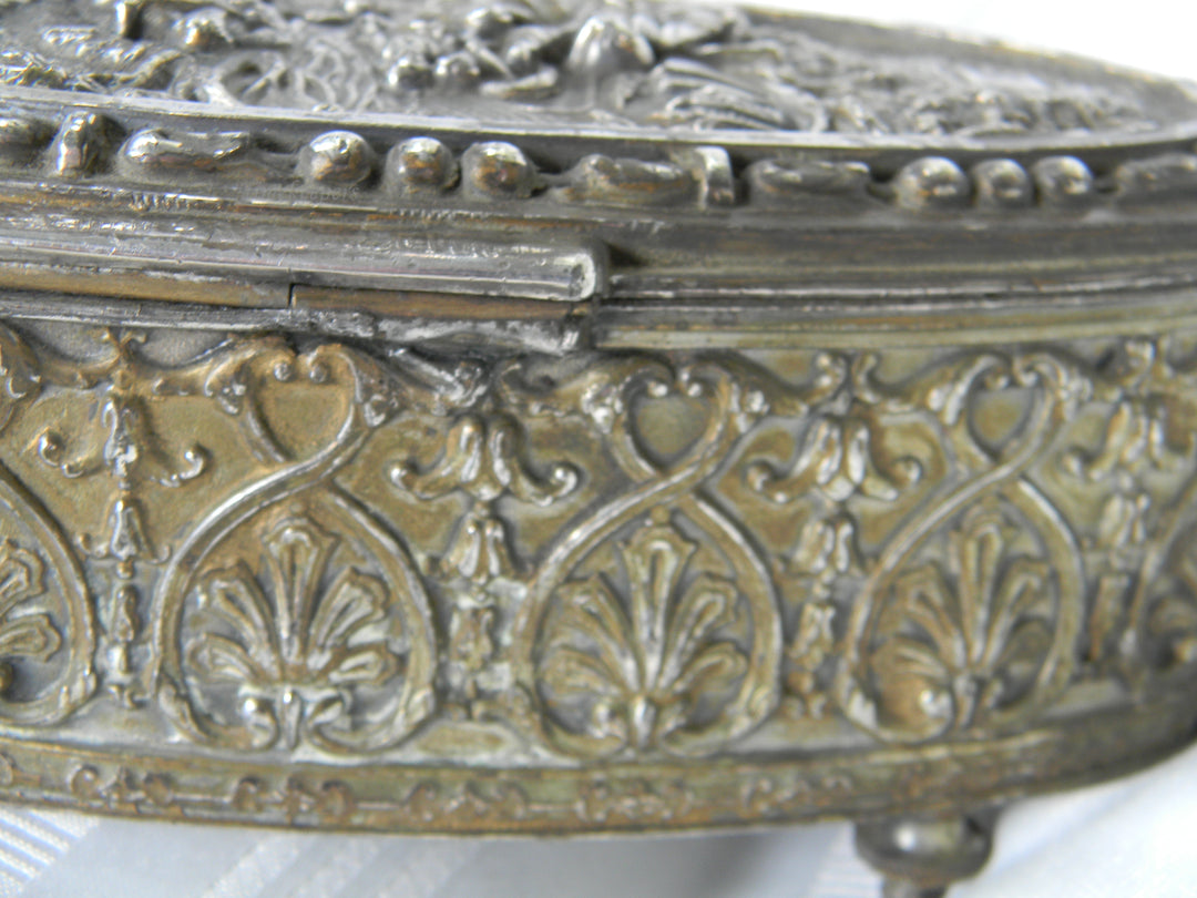 j430 Vintage Jennings Brothers Silver plated Casket #2555