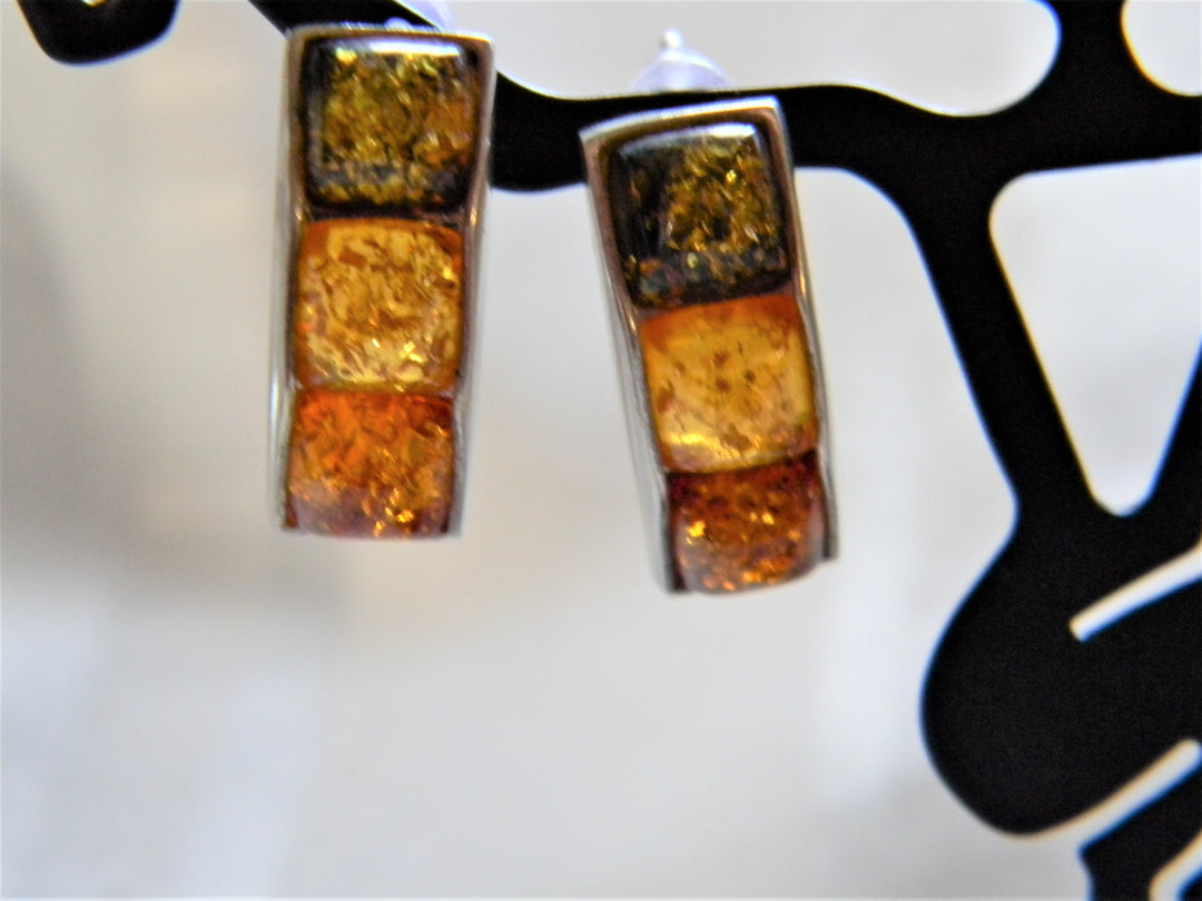 h485 Unique Sterling Silver Stud Pierced Earrings with Gold Glitter Resin Stones