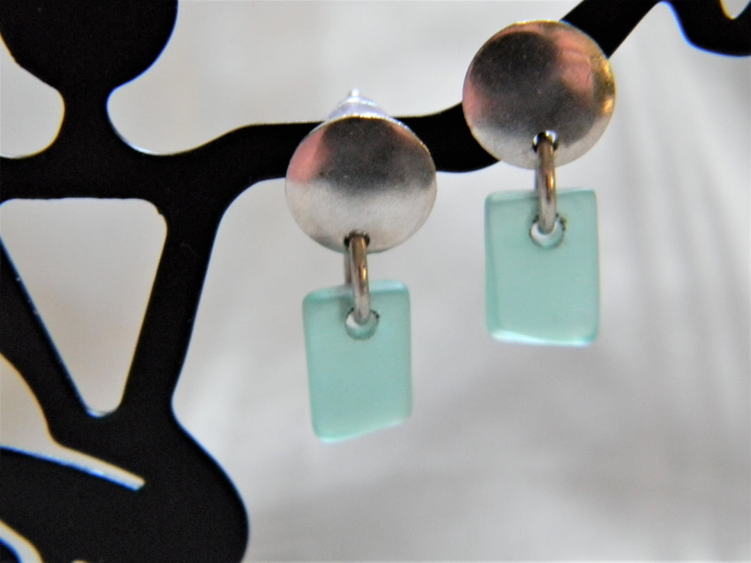 h487 Unique Sterling Silver Stud Pierced Earrings with Hanging Blue Resin Square