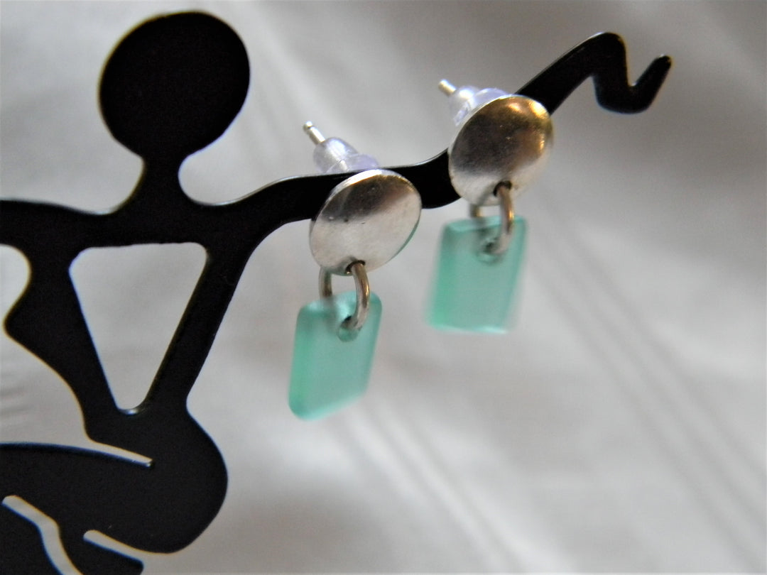 h487 Unique Sterling Silver Stud Pierced Earrings with Hanging Blue Resin Square
