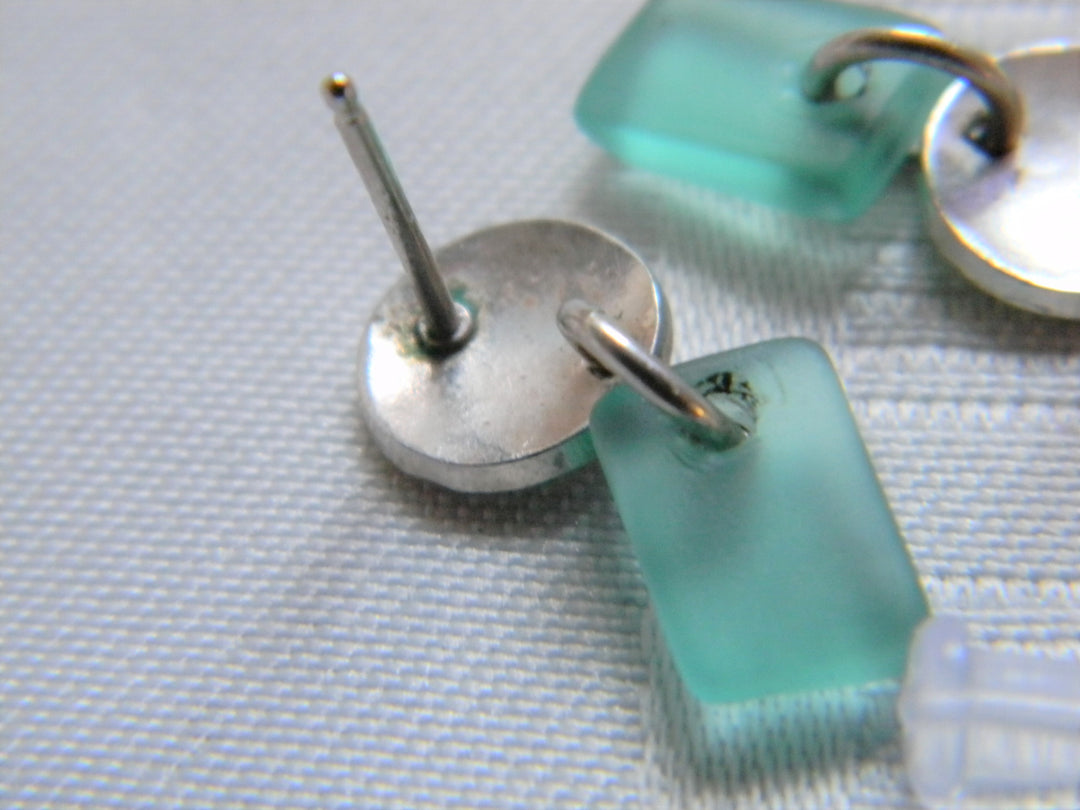 h487 Unique Sterling Silver Stud Pierced Earrings with Hanging Blue Resin Square