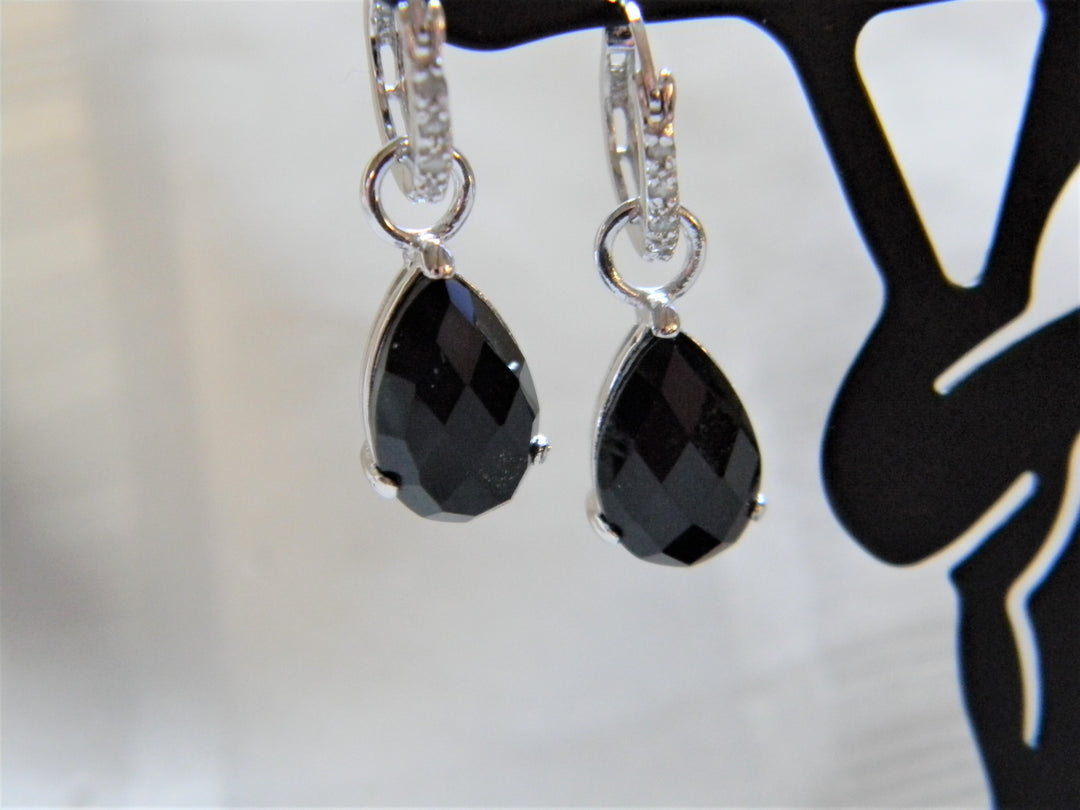 h488 Beautiful CZ Sterling Silver Hoop Pierced Earrings with Dangles