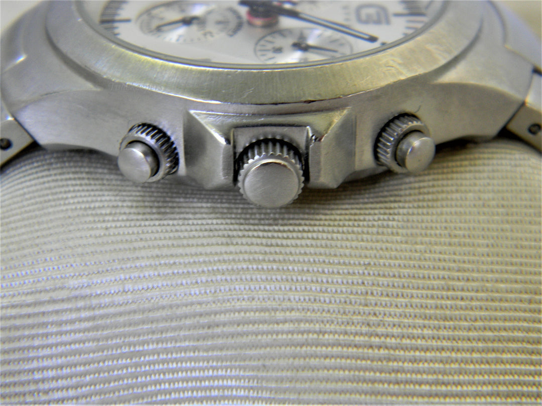 j438 Retro Guess Inc. G Quartz Chronograph Wrist Watch in Stainless Steel