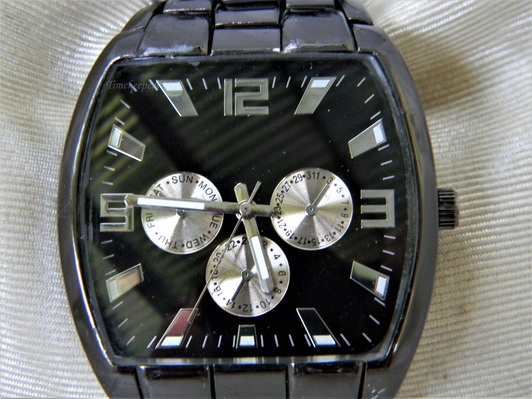j441 Handsome Gloss Black Case and Bracelet Chronograph Quartz Watch