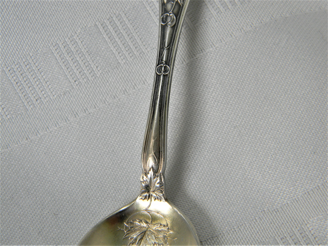 j460 Vintage Collectible Souvenir Spoon Engraved Stanford University