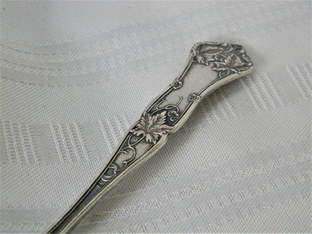 j460 Vintage Collectible Souvenir Spoon Engraved Stanford University