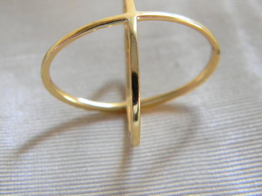 h526 Pretty Sterling Silver X Ring with Gold Wash