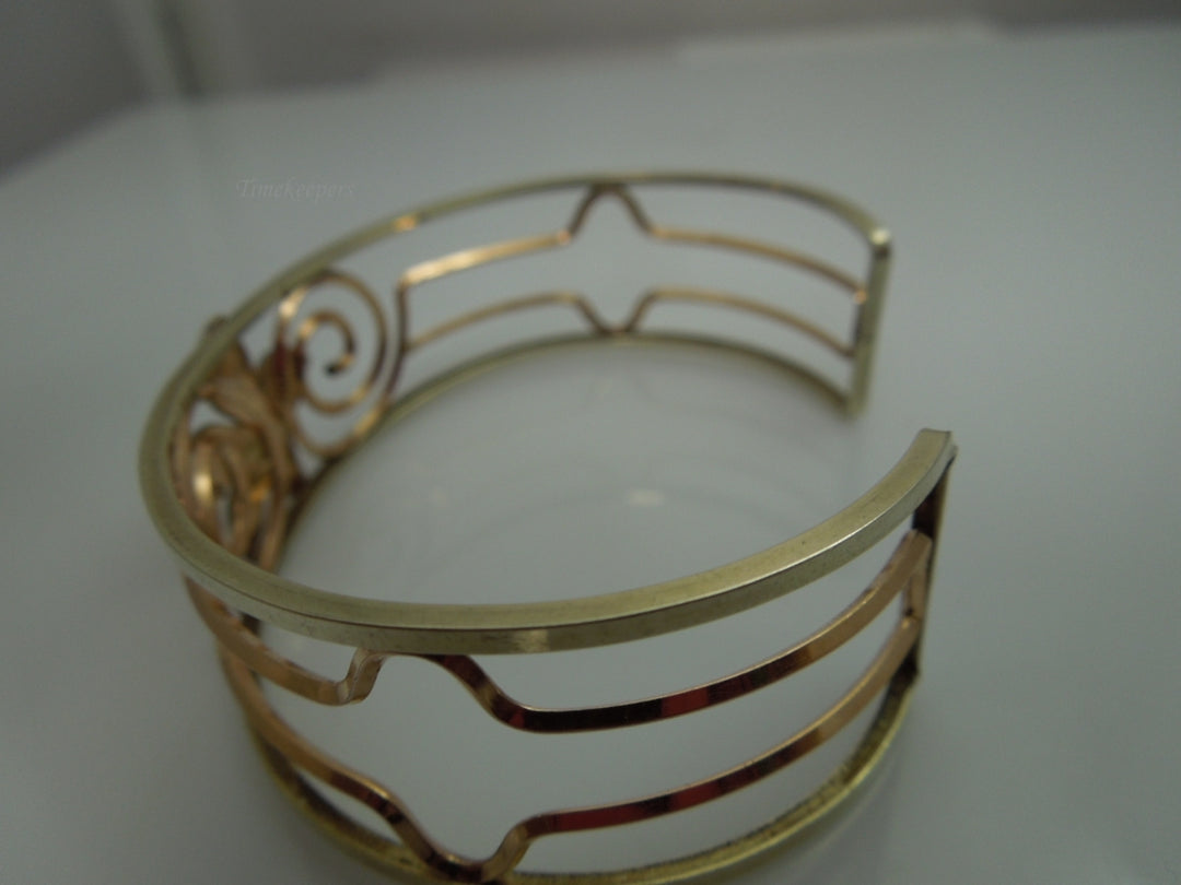 q097 Beautiful Vintage Krementz Cuff Bracelet For Women