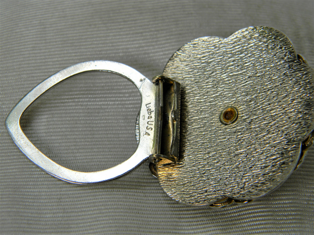 j469 Beautiful 1970's Lieba Scarf Clip in Gold Tone with Faux Pearl