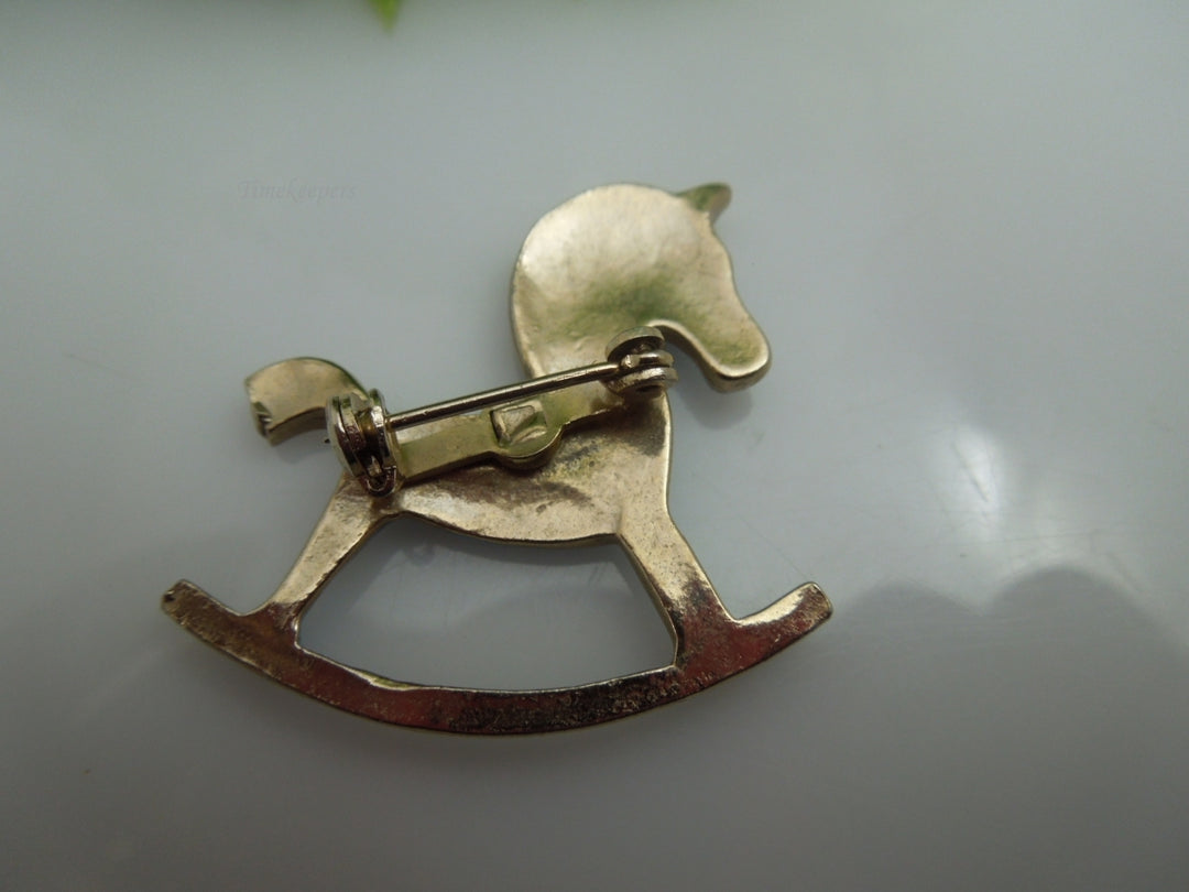 q113 Silver Tone Cute Little Rocking Horse Pin/Brooch