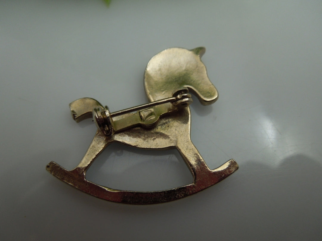 q113 Silver Tone Cute Little Rocking Horse Pin/Brooch