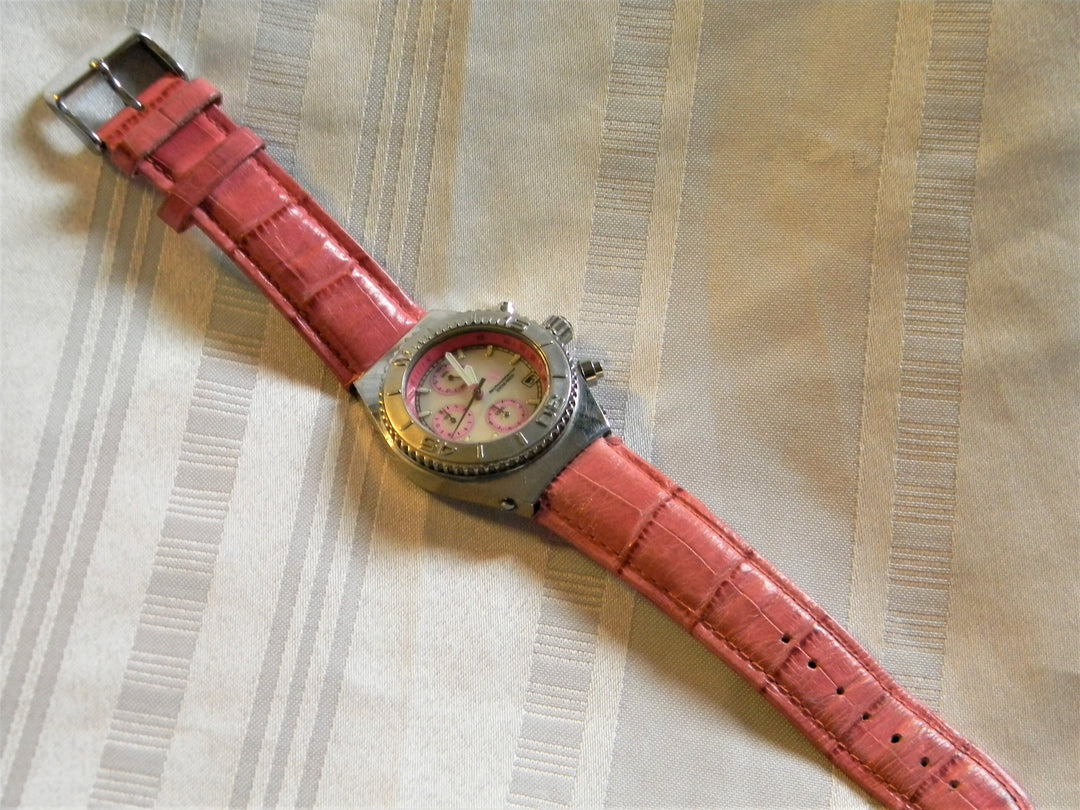 h557 Elegant Techno Marine Swiss Stainless Steel Watch MOP Dial Date