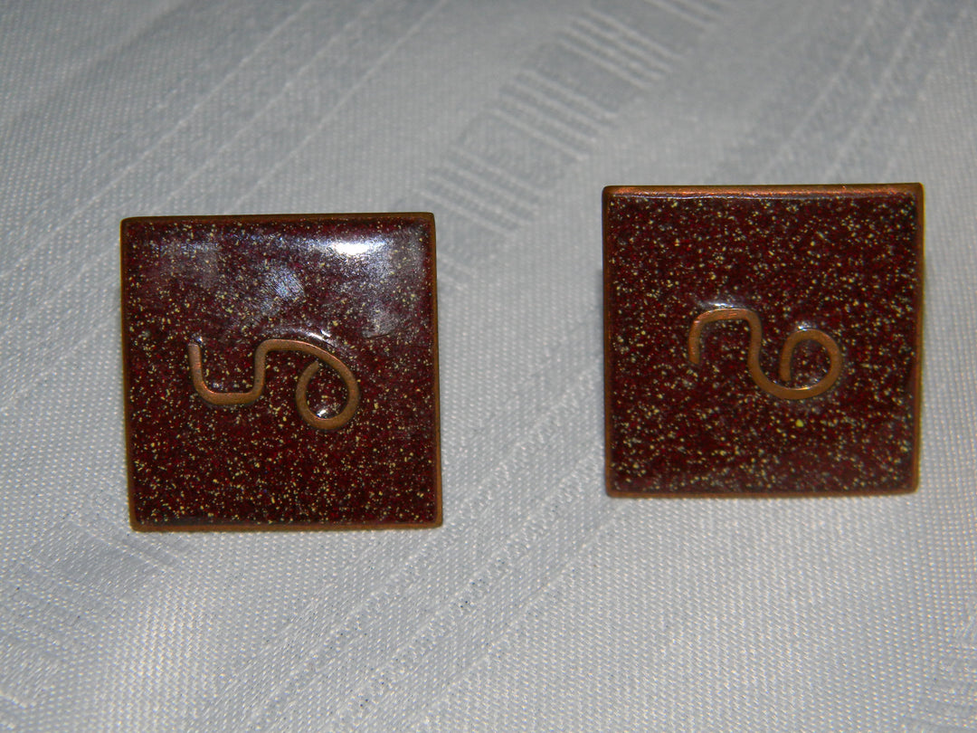 j498 Vintage Copper Tone Cufflinks with Modern Design and Resin Top