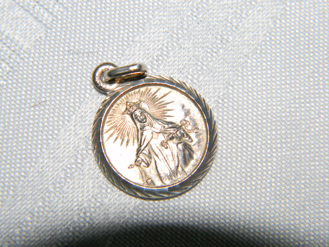 j508 Nice Religious Catholic Medal Charm or Pendant in Sterling Silver