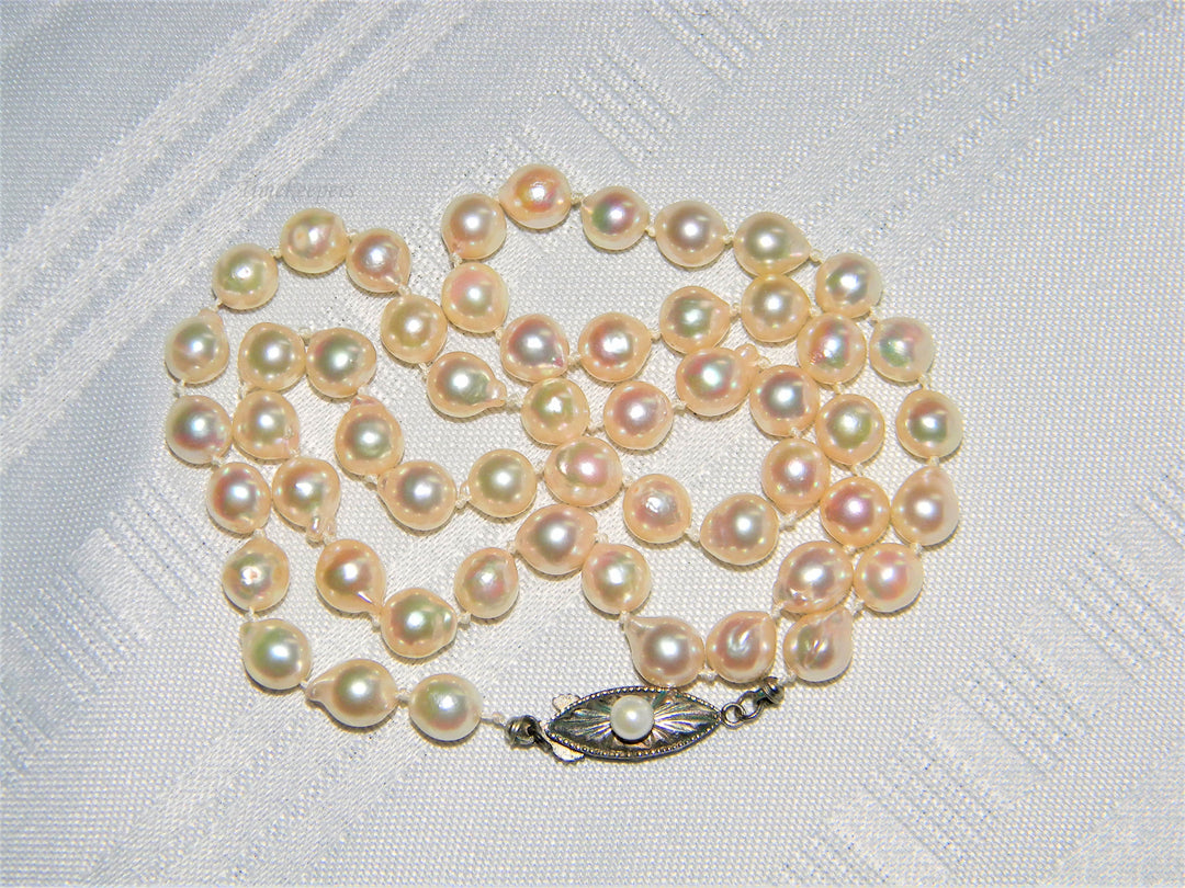 j505 Beautiful Fresh Water Knotted Pearl Necklace with Sterling Silver Clasp