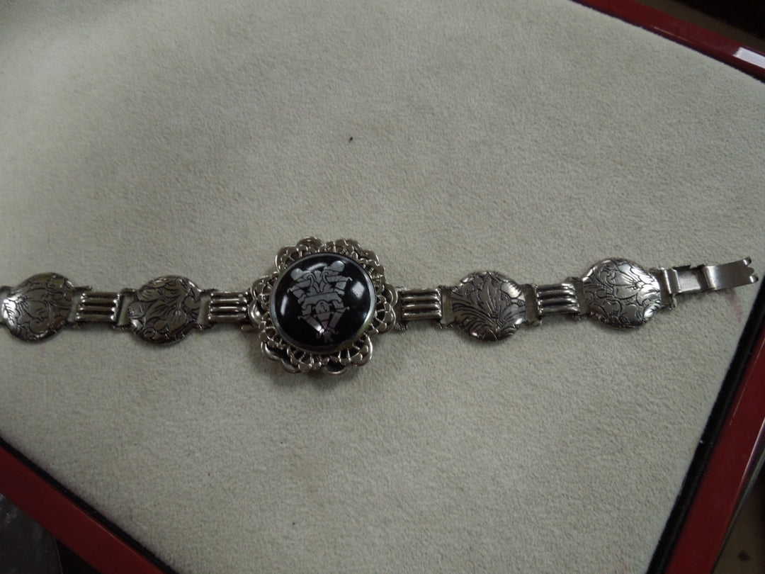 q145 Ladies Set of 2 Silver Plated Bracelets Size 6.5" (approx.)