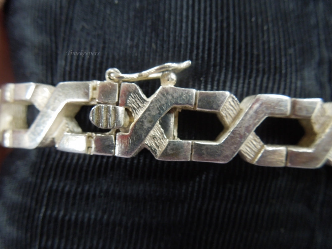 q162 Beautifully Crafted Sterling Silver 925 Bracelet 8"