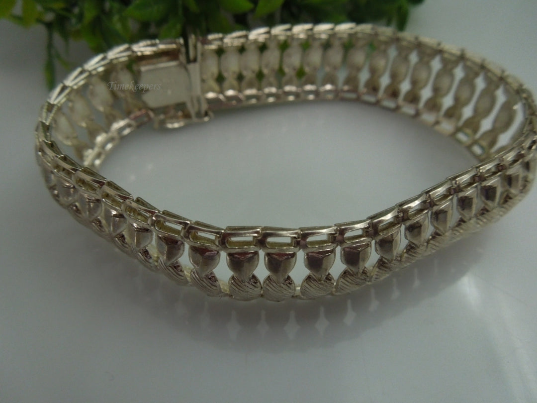 q164 Stunning Sterling Silver Bracelet For Ladies 7"
