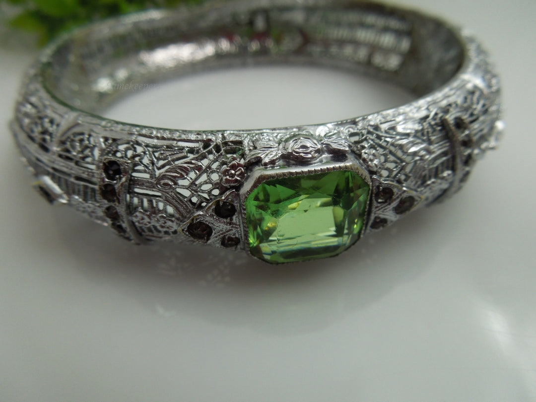 q167 Vintage Filigree Bangle/Bracelet with Shiny Green Stone