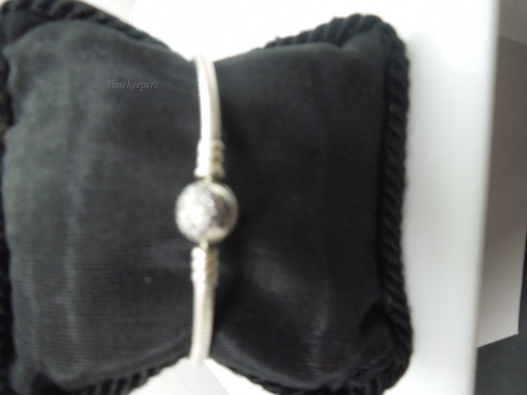 q171 Sterling Silver Heart Beautiful Pandora Bracelet 2.5 " (diameter)