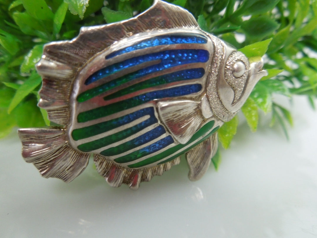 q183 Sterling Silver Kabana Angle Enamel Fish Pin/Brooch/Charm