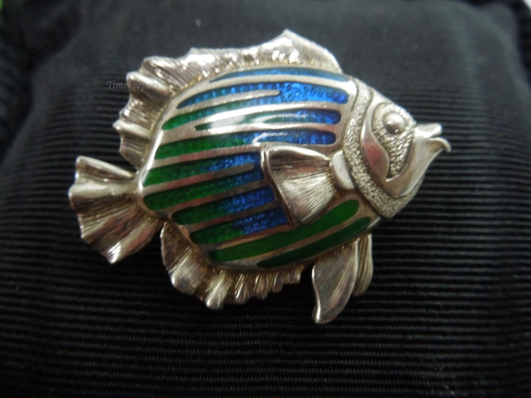 q183 Sterling Silver Kabana Angle Enamel Fish Pin/Brooch/Charm