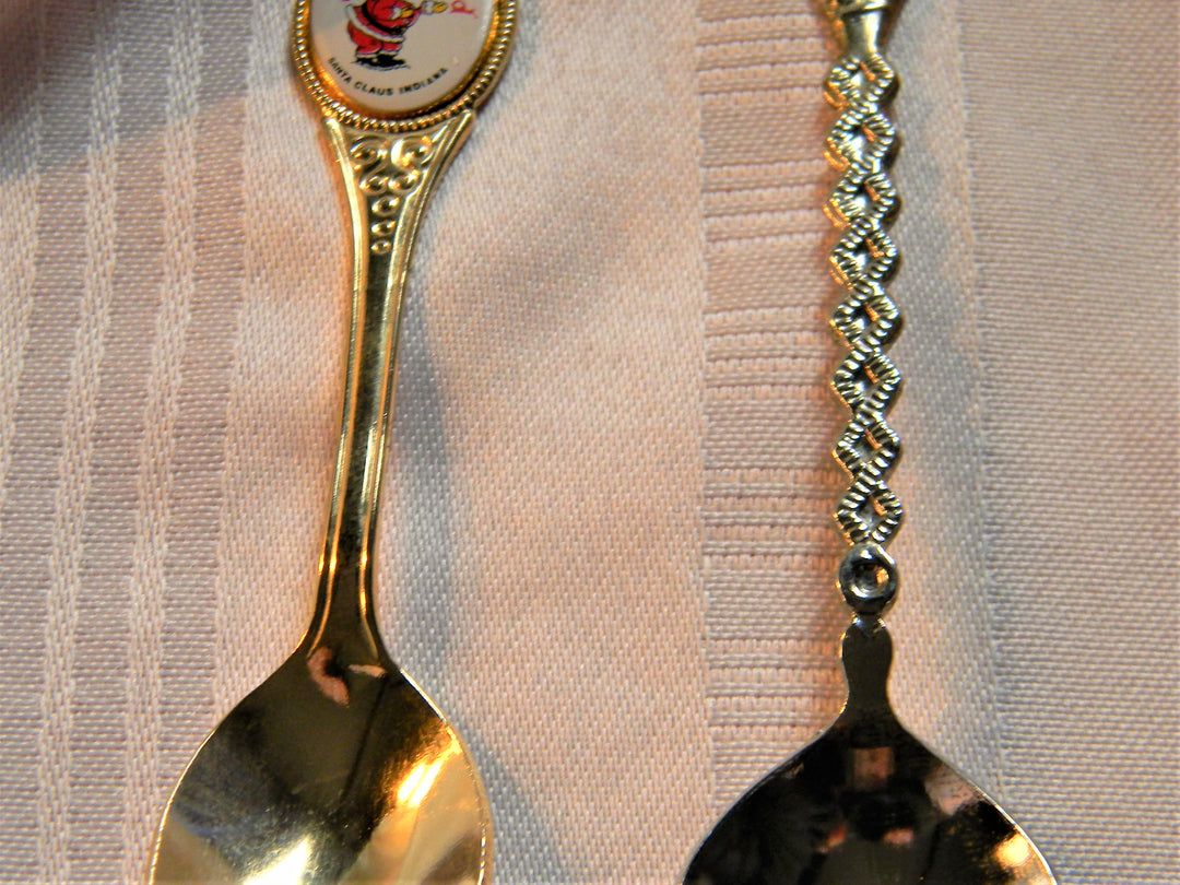 h609 Set of 2 Collectible Preowned Souvenir Spoon Indy 500, Santa Claus Indiana
